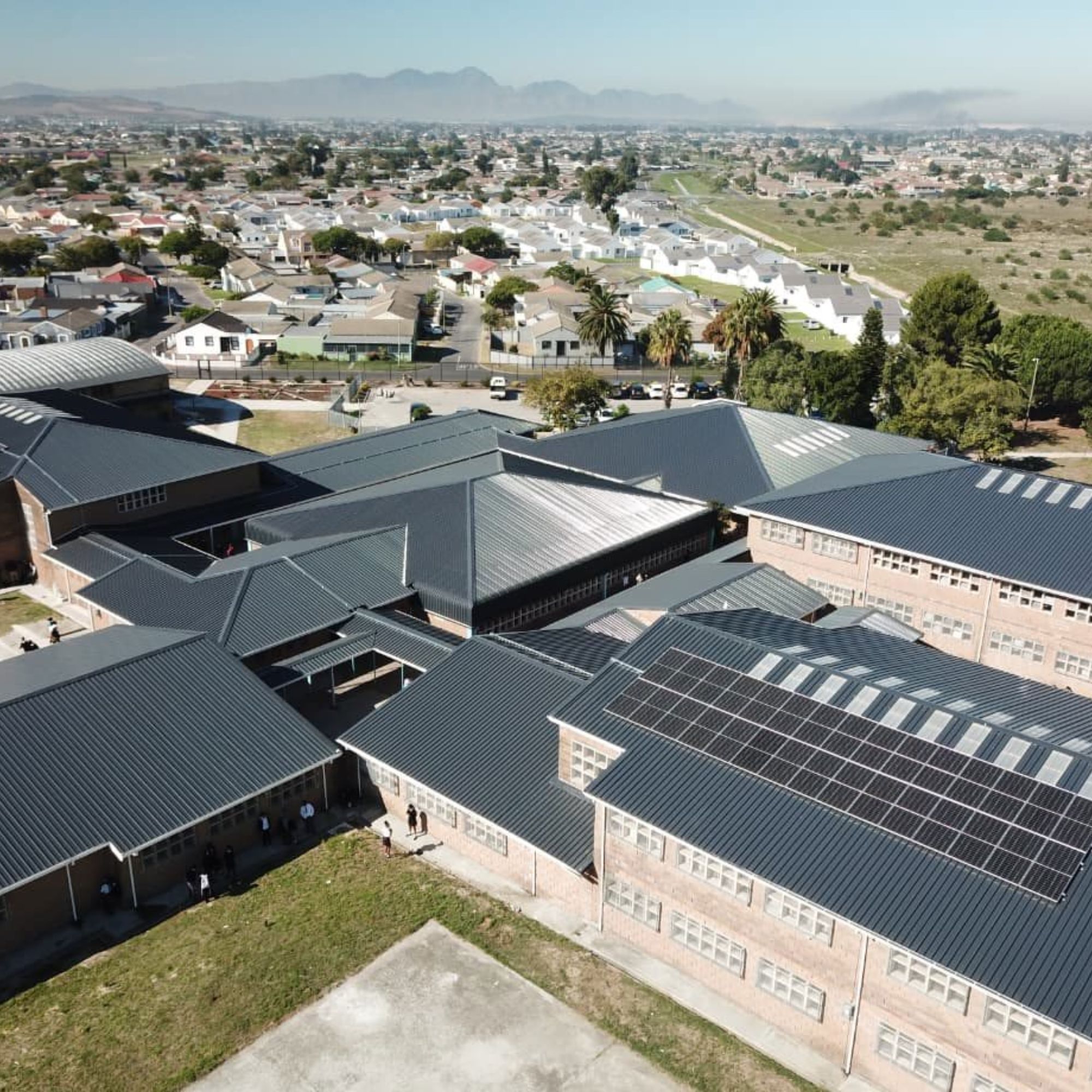 Commercial modular rooftop solar microinverter installation